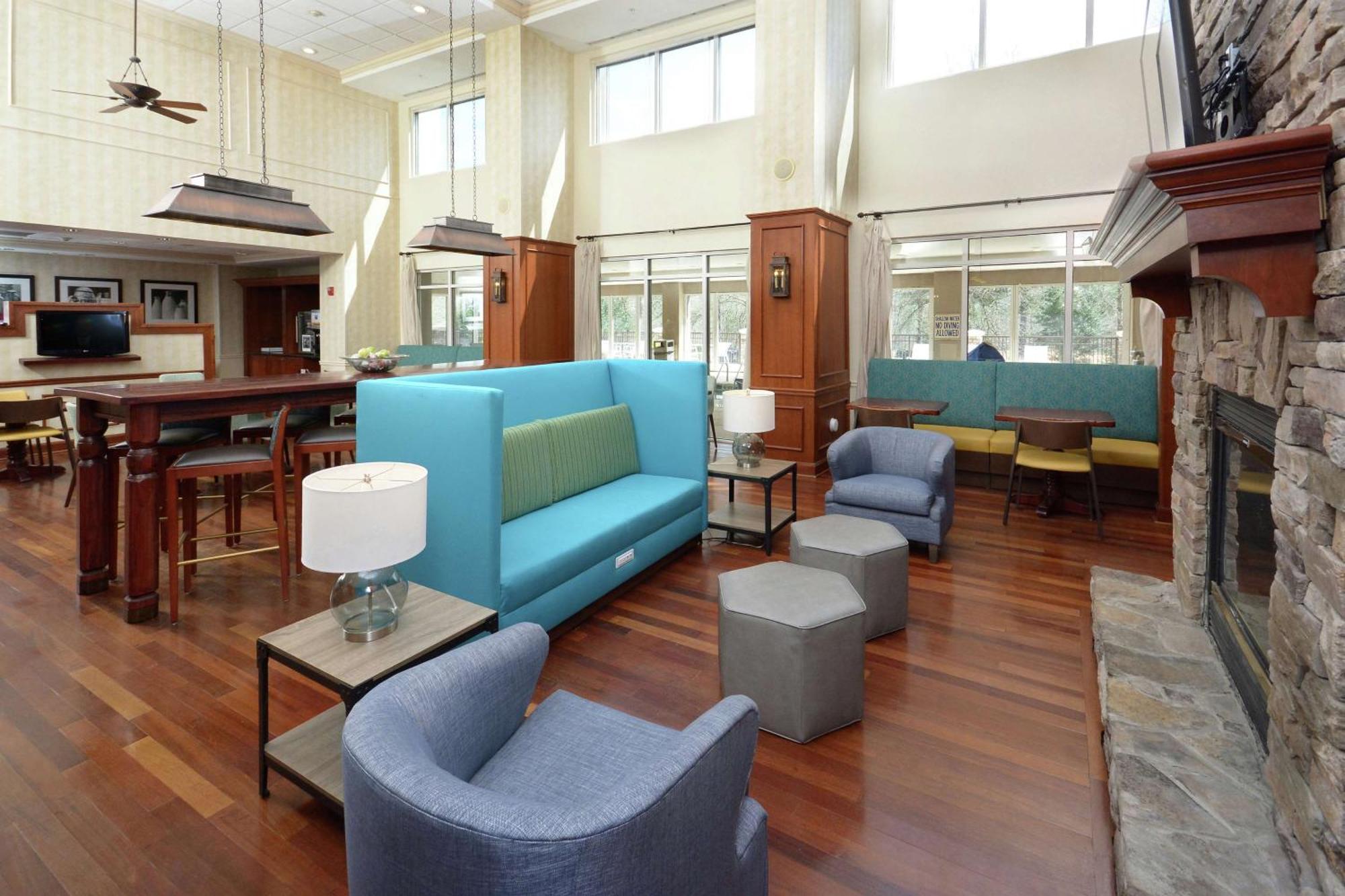 Hampton Inn & Suites Clinton Bagian luar foto