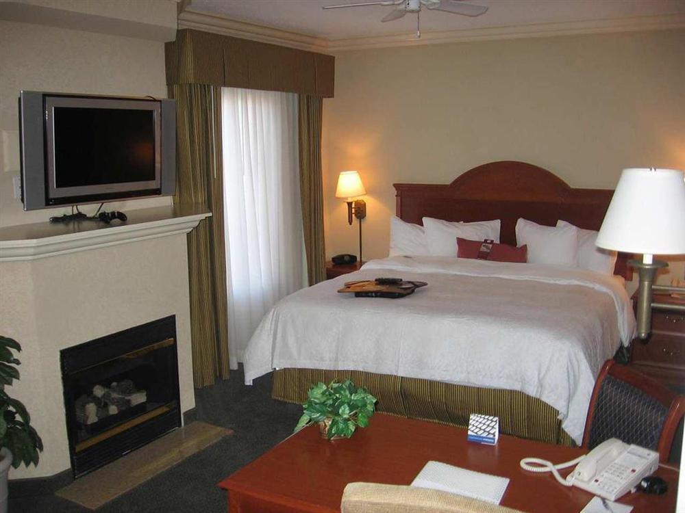 Hampton Inn & Suites Clinton Ruang foto