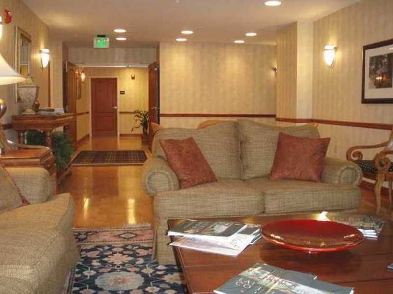 Hampton Inn & Suites Clinton Ruang foto